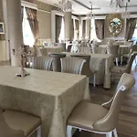 Hotel The King 4*