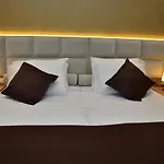 The King Hotel