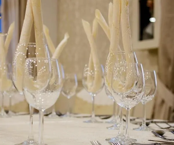 The King ホテル Bërxull